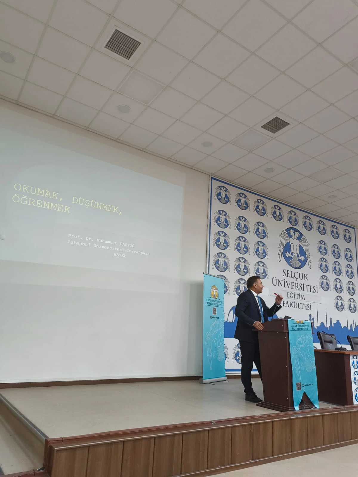 "Okumak, Düşünmek, Öğrenmek" Konulu Söyleşi Gerçekleştirildi